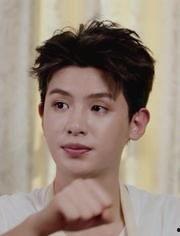 娱乐吃瓜黄明昊视频